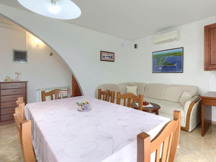 Apartment Matej Premantura Zewnętrze zdjęcie